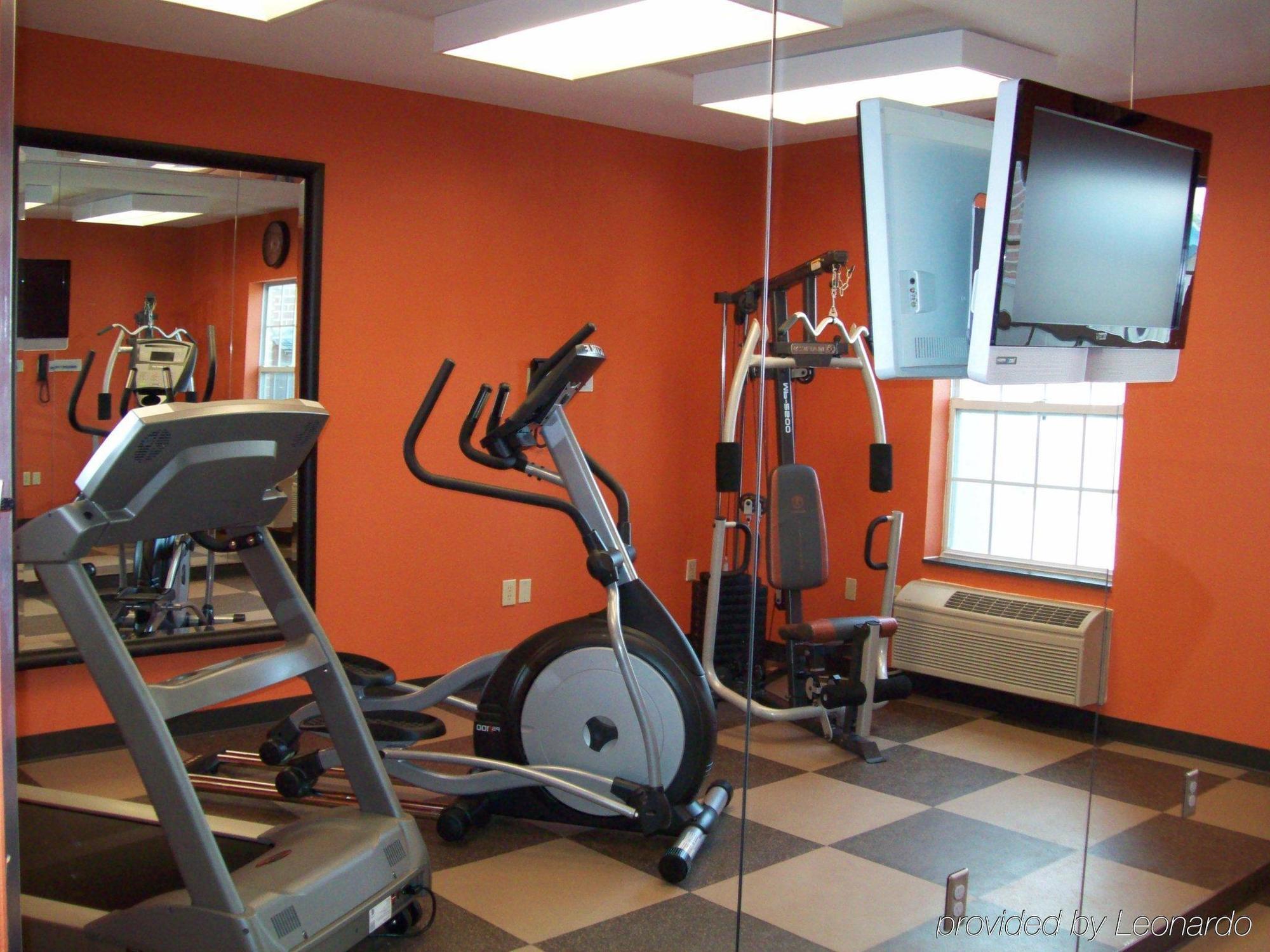 Holiday Inn Express Hotel & Suites North Kansas City By Ihg Удобства фото