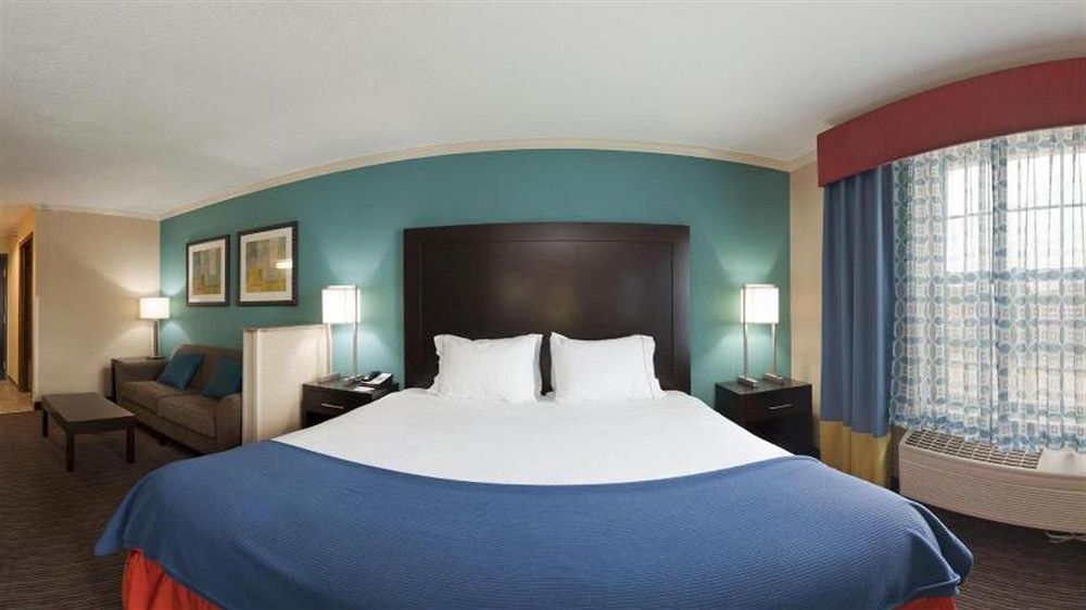 Holiday Inn Express Hotel & Suites North Kansas City By Ihg Экстерьер фото