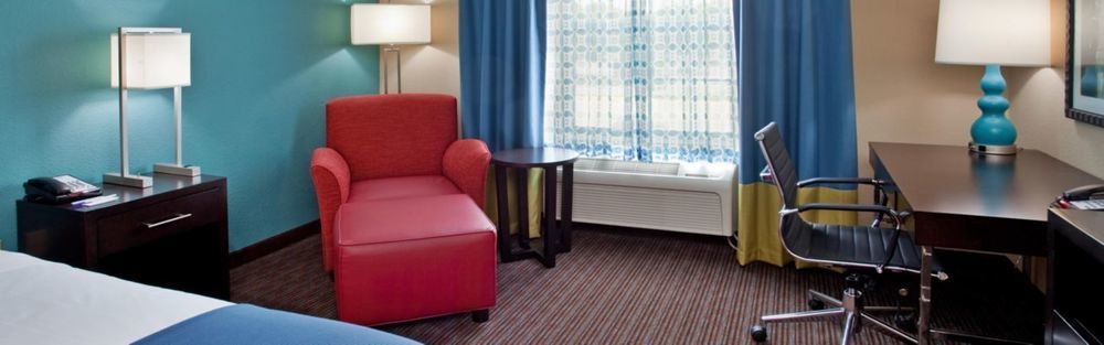 Holiday Inn Express Hotel & Suites North Kansas City By Ihg Экстерьер фото