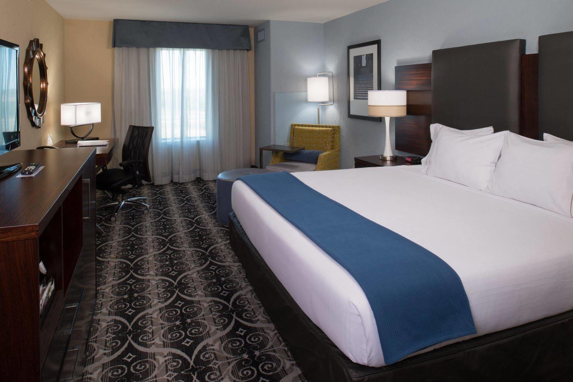 Holiday Inn Express Hotel & Suites North Kansas City By Ihg Экстерьер фото