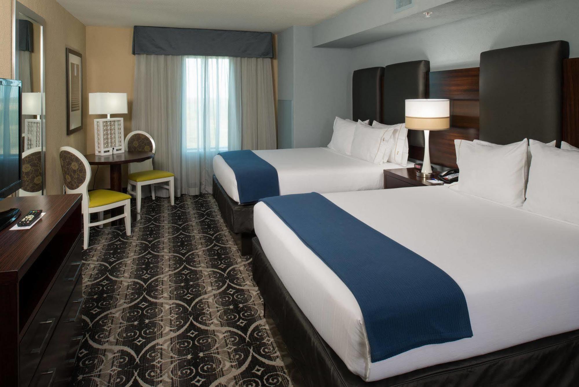 Holiday Inn Express Hotel & Suites North Kansas City By Ihg Экстерьер фото