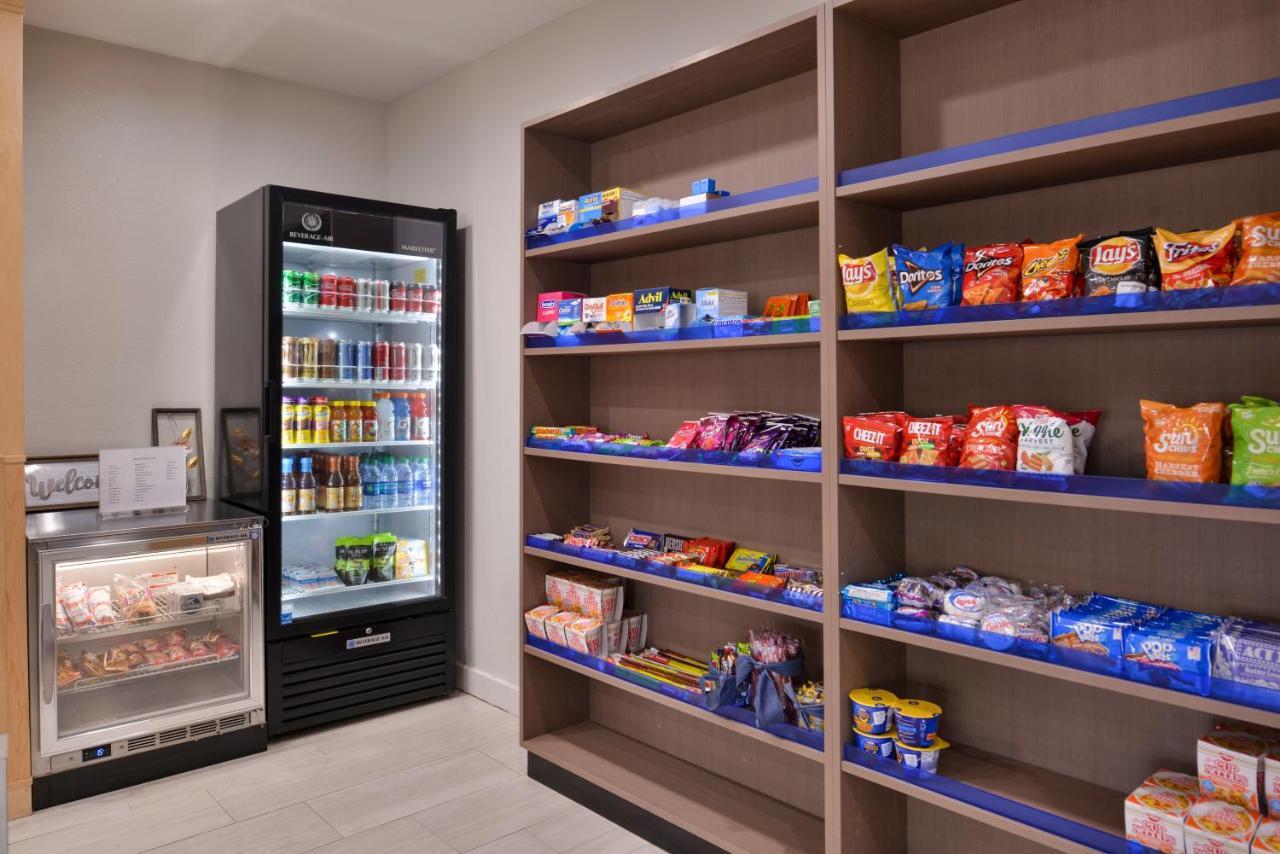 Holiday Inn Express Hotel & Suites North Kansas City By Ihg Экстерьер фото