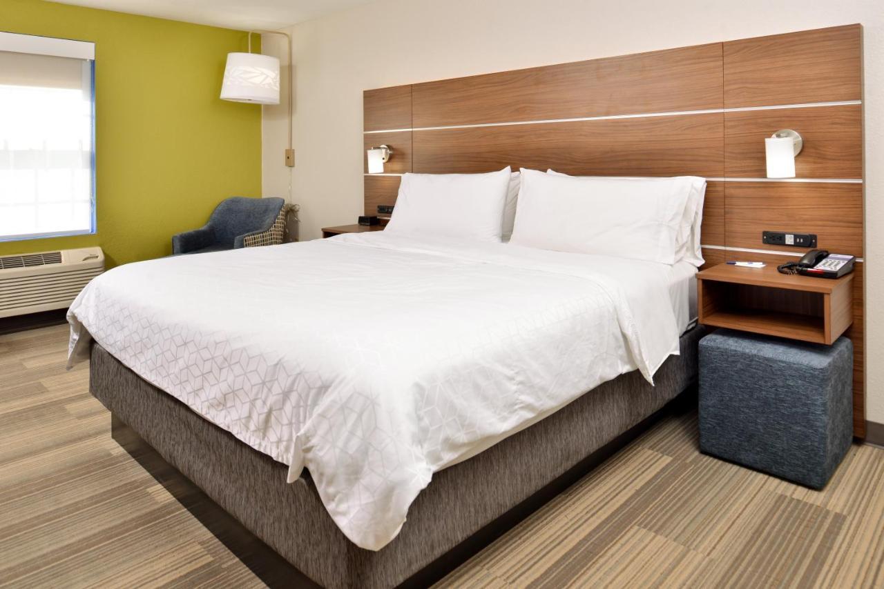 Holiday Inn Express Hotel & Suites North Kansas City By Ihg Экстерьер фото