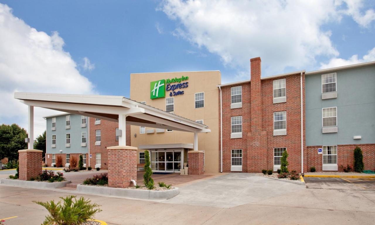 Holiday Inn Express Hotel & Suites North Kansas City By Ihg Экстерьер фото